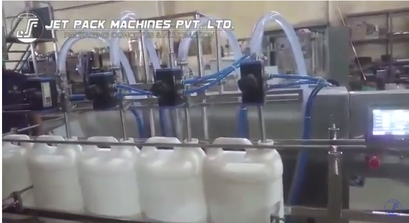 You are currently viewing Automatic Hand Sanitizer Packaging Machine