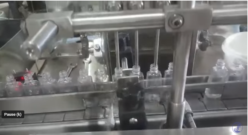 You are currently viewing Automatic Hand Sanitizer Packaging Machine